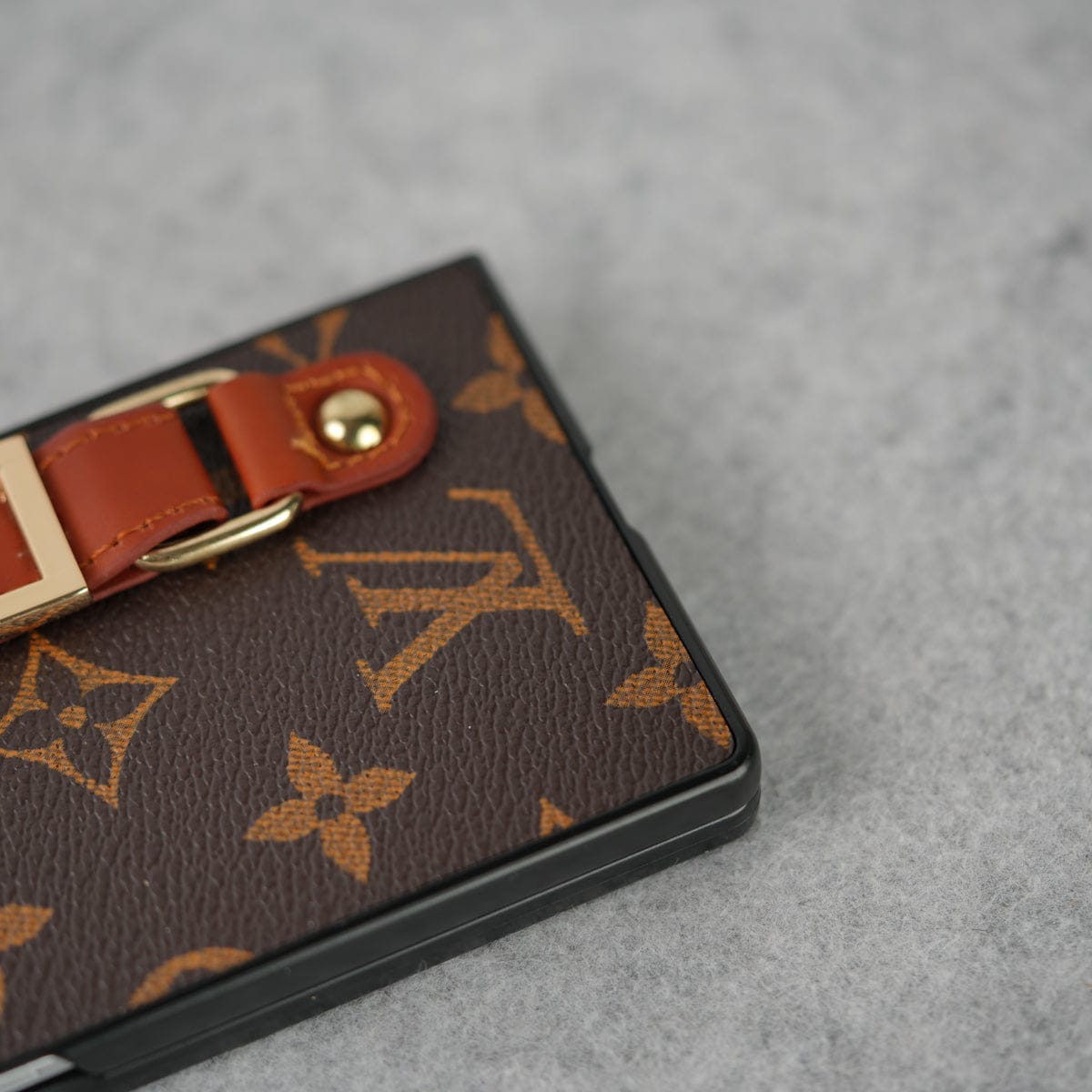 Luxury Brand Strap Holder Case For Samsung Galaxy Z Fold 8 Ultra