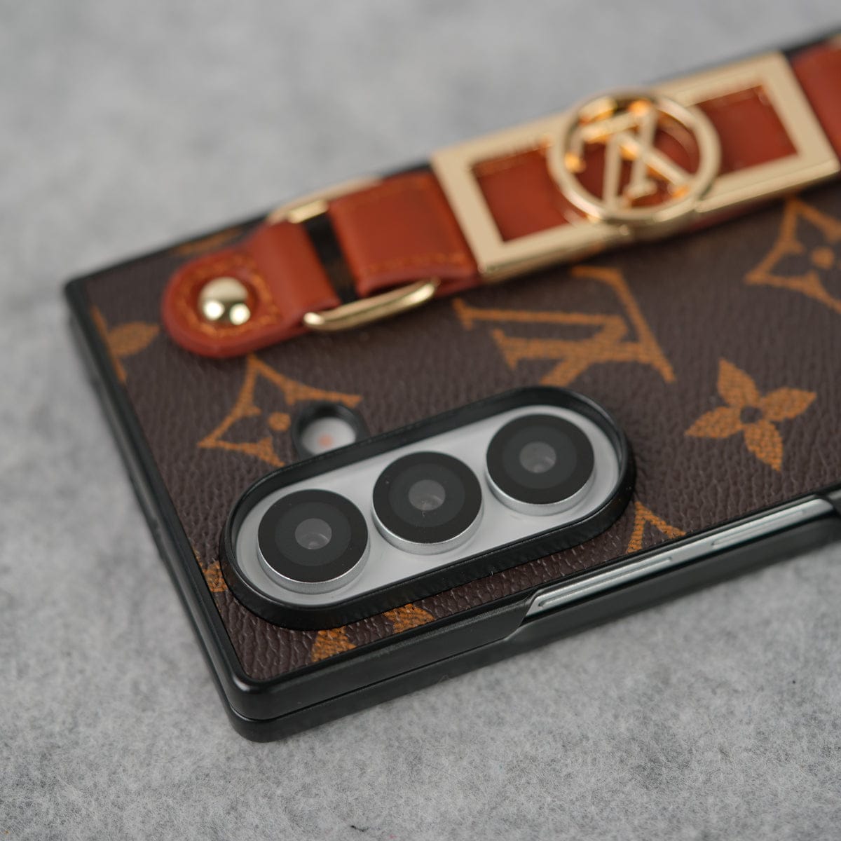 Luxury Brand Strap Holder Case For Samsung Galaxy Z Fold 8 Ultra