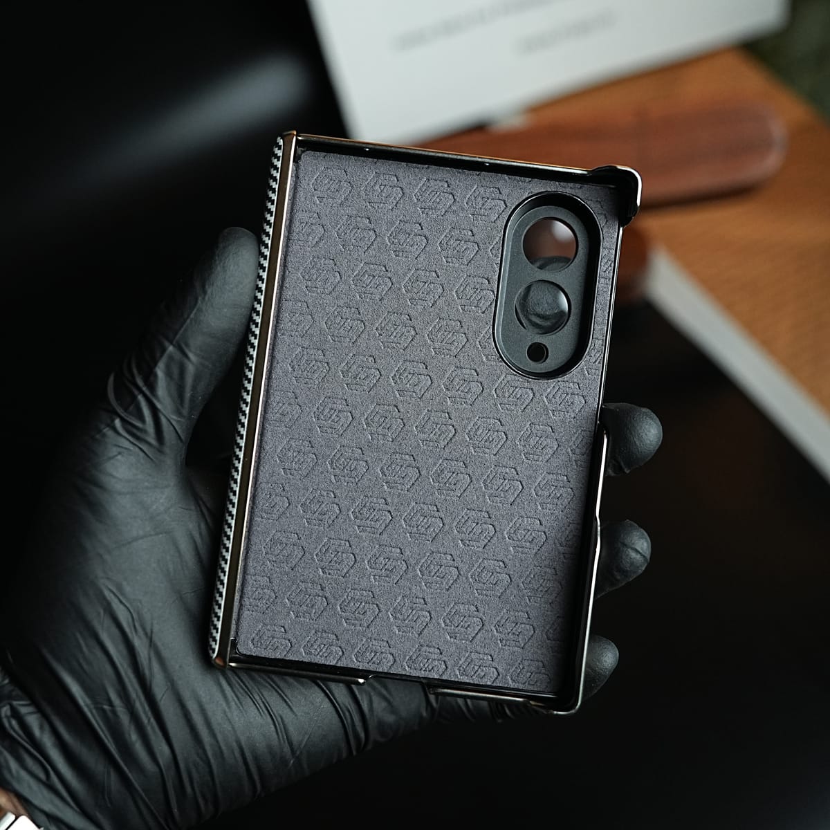 Carbon Fiber Texture Slim Case For Samsung Galaxy Z Fold 8 | Hinge Protection