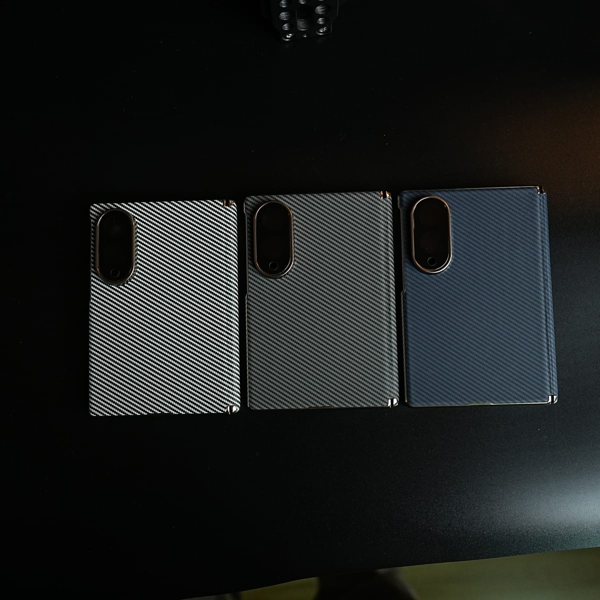 Carbon Fiber Texture Slim Case For Samsung Galaxy Z Fold 8 | Hinge Protection