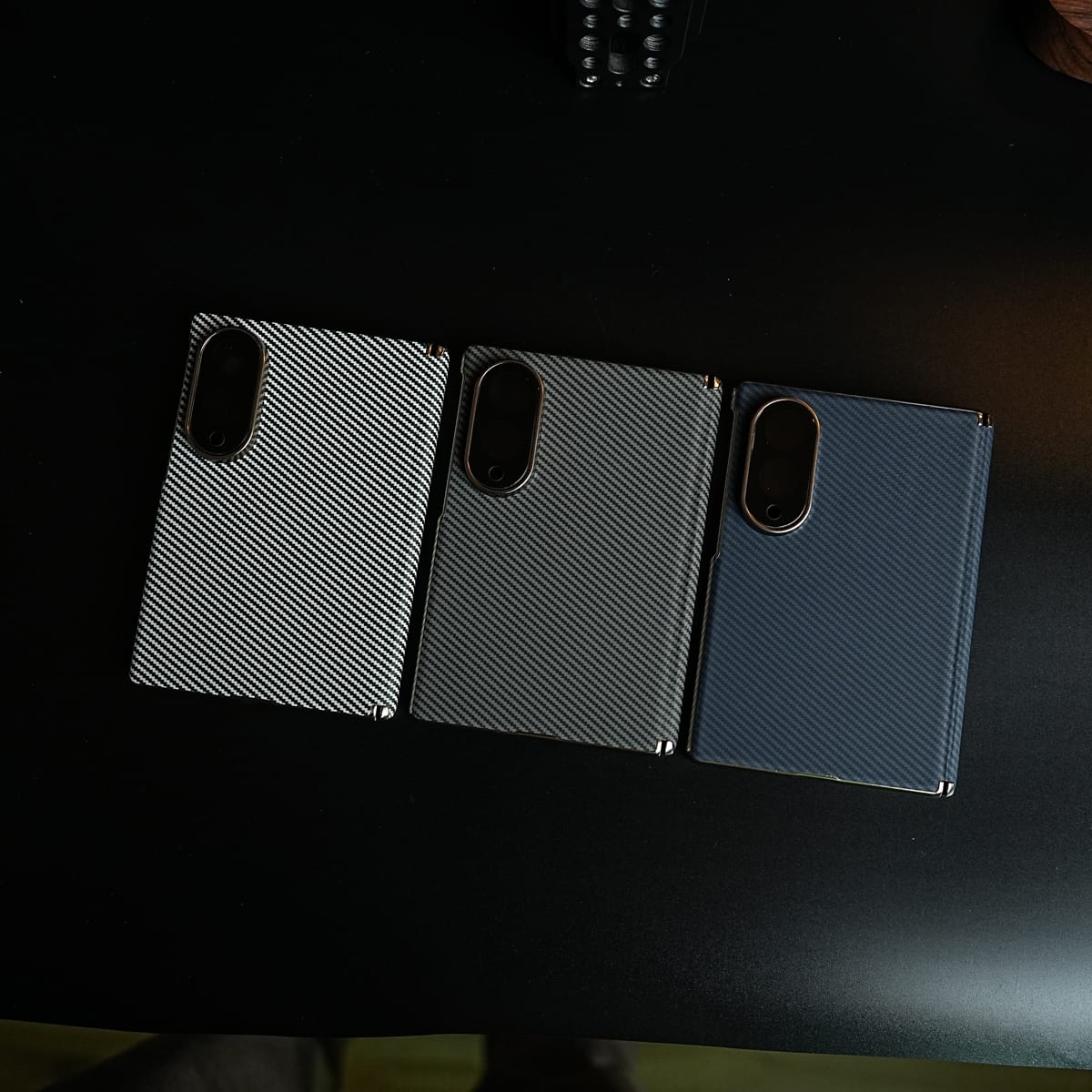 Carbon Fiber Texture Slim Case For Samsung Galaxy Z Fold 8 | Hinge Protection